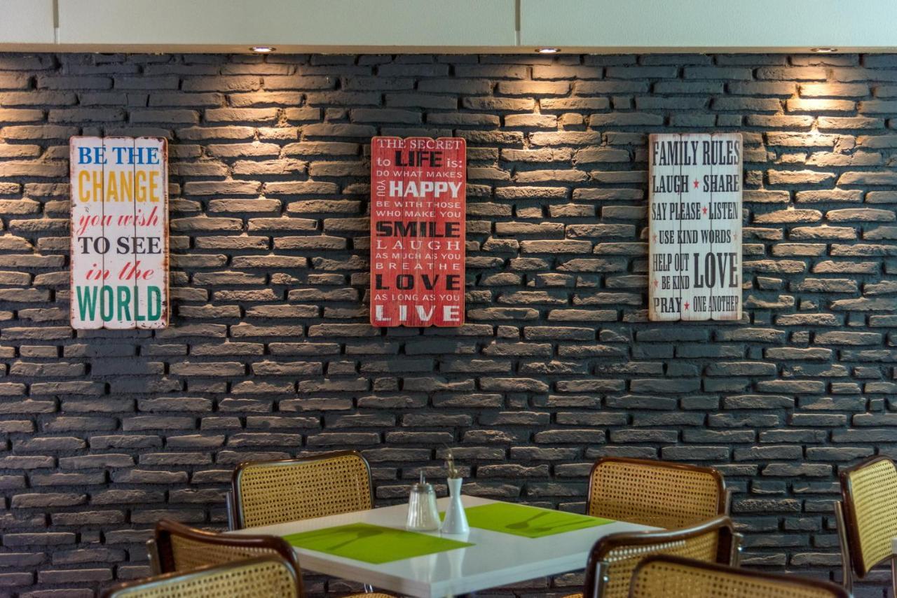 יואנינה Alexios Hotel מראה חיצוני תמונה